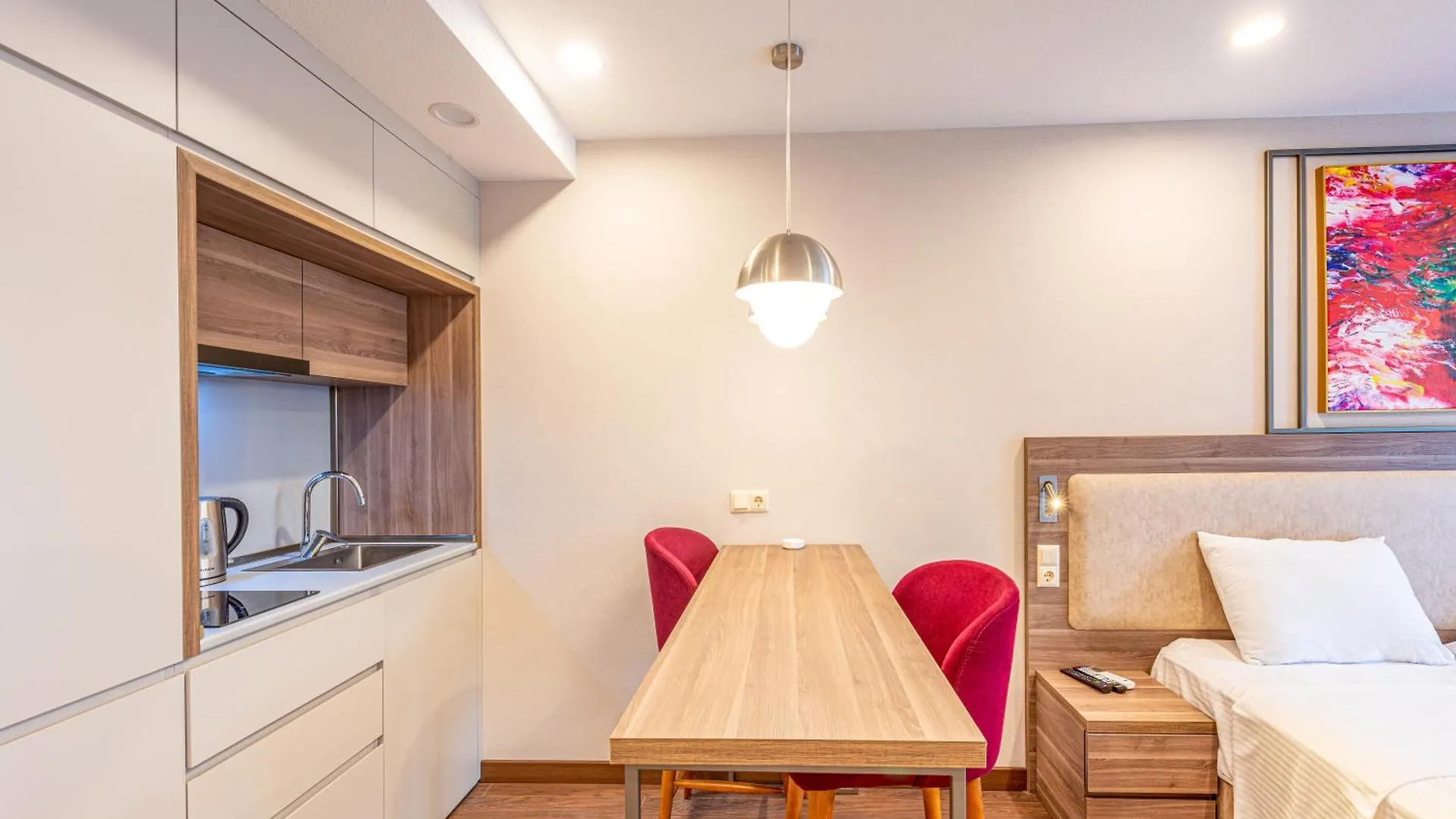 Rainbow Residence Batumi Apartment